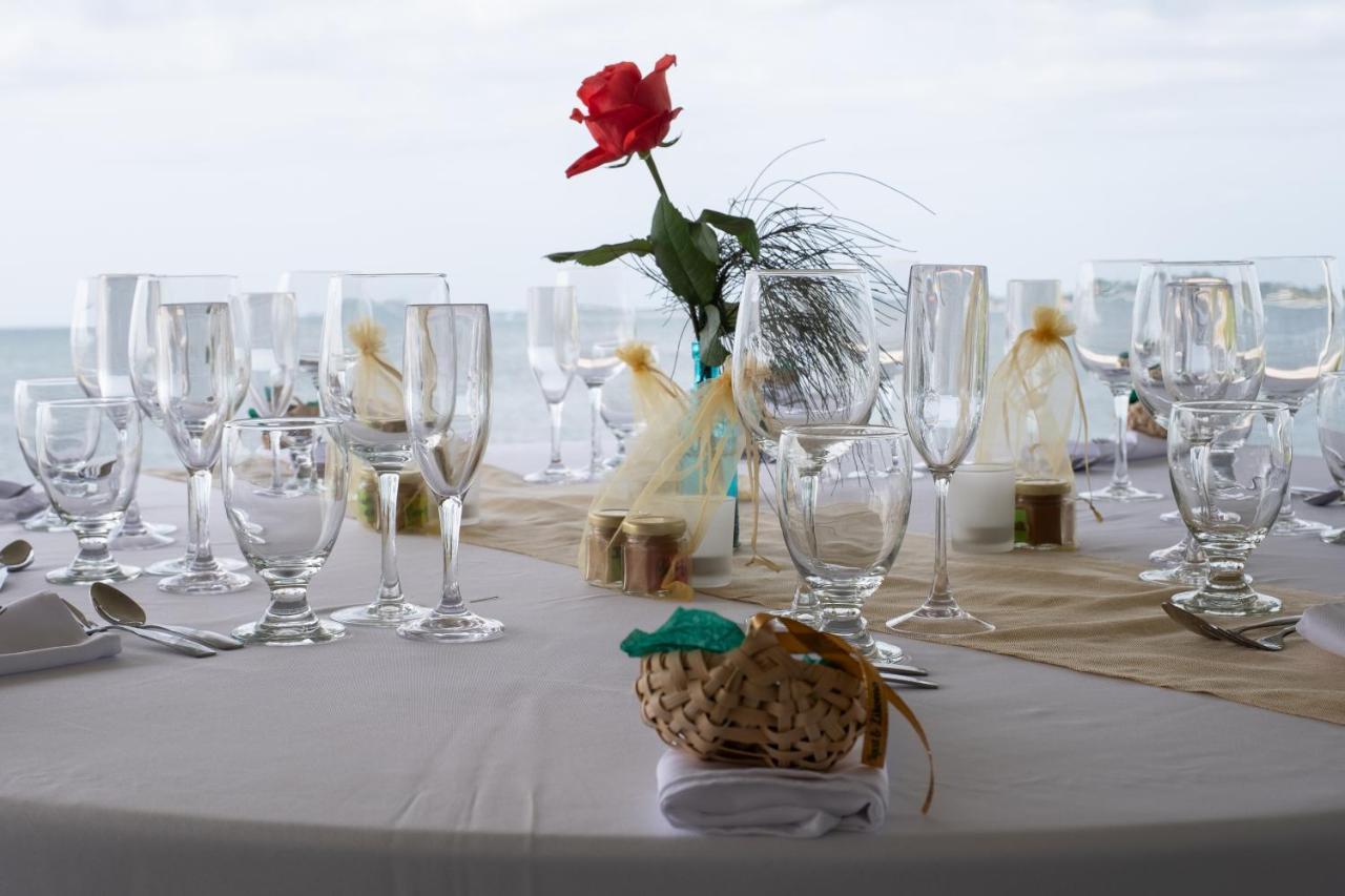 Llantrissant Beachcliff Villa 内格里尔 外观 照片