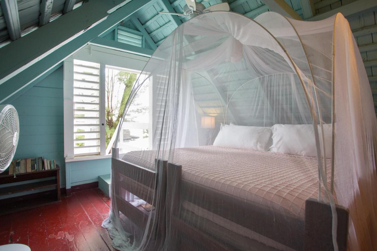 Llantrissant Beachcliff Villa 内格里尔 外观 照片